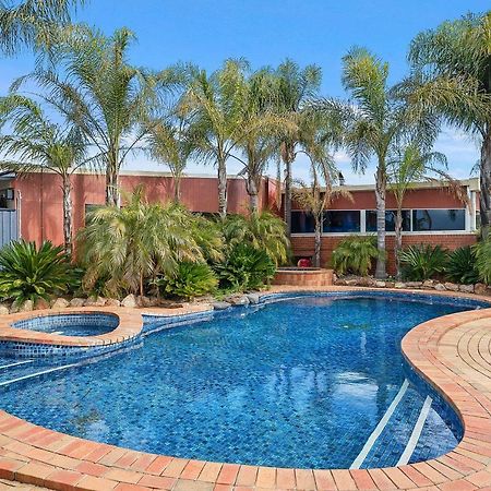 Peppermill Inn Motel Shepparton Ngoại thất bức ảnh